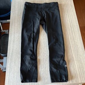 Lululemon Run Inspire Crop II Black Running Leggings with Zip Pocket Size 4